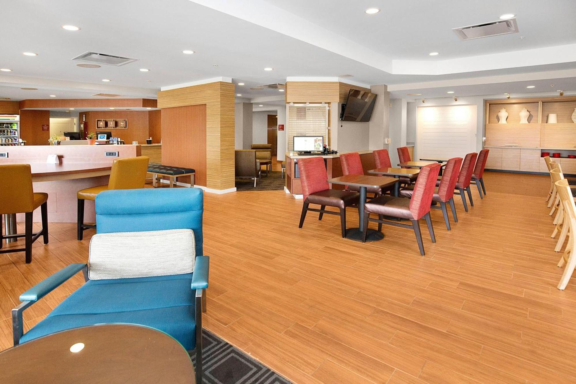 Towneplace Suites By Marriott Pittsburgh Harmarville Ngoại thất bức ảnh